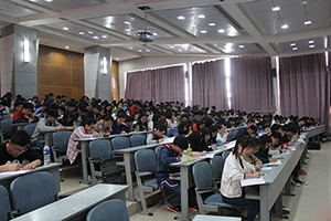 免费无码a片
举行安全知识考试.jpg